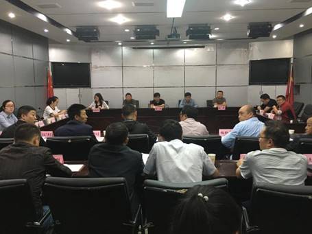 说明: D:\2.社会扶贫2019年专卷\4.省州对口帮扶\理工大学党委常委吴宾一行资料\微信图片_20190730161209.jpg微信图片_20190730161209